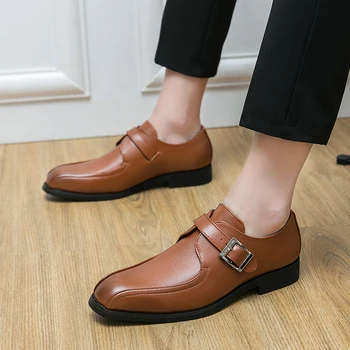 חדש 2023 ההגעה של גברים בריטי נזיר רצועת עור נעלי מוקסינים זכר חתונה רשמית נשף הסיום Sapato חברתית Masculino