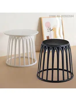 נורדי משולב שולחן צד מיני יצירתי סביב שולחן הקפה בסלון פנאי שולחן נמוך פשוטה Stackable כסא פלסטיק