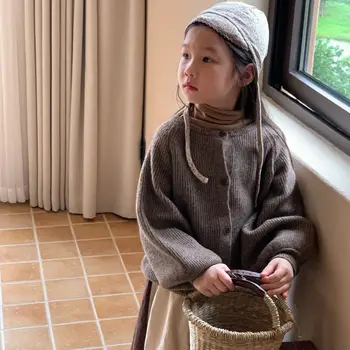ילדים תינוקת בגדי חורף סתיו 2023 חדש סרגה סוודר קוריאנית מוצק צבע סוודר רופף מזדמנים בסגנון רטרו כל-התאמה