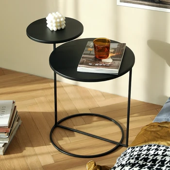 נורדי יצירתי ברזל קטן, שולחן צד כפול שכבות יוקרה בסלון שולחן קפה פשוט עגול שולחן ליד המיטה בבית ריהוט